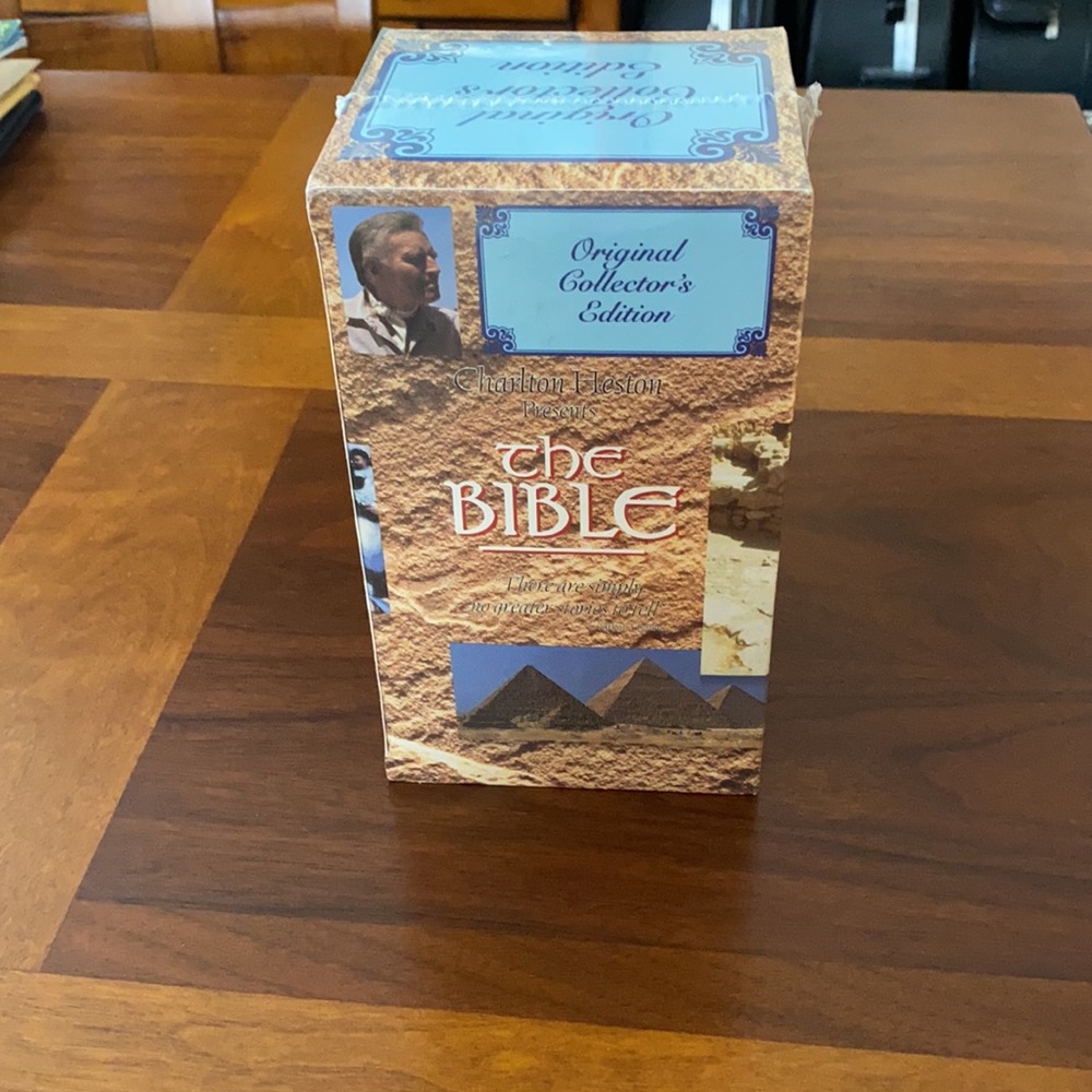 VHS Charlton Heston Presents The Bible